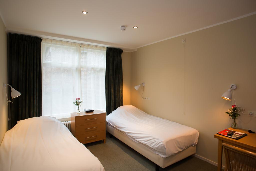 Landhotel De Hoofdige Boer Almen Exterior photo